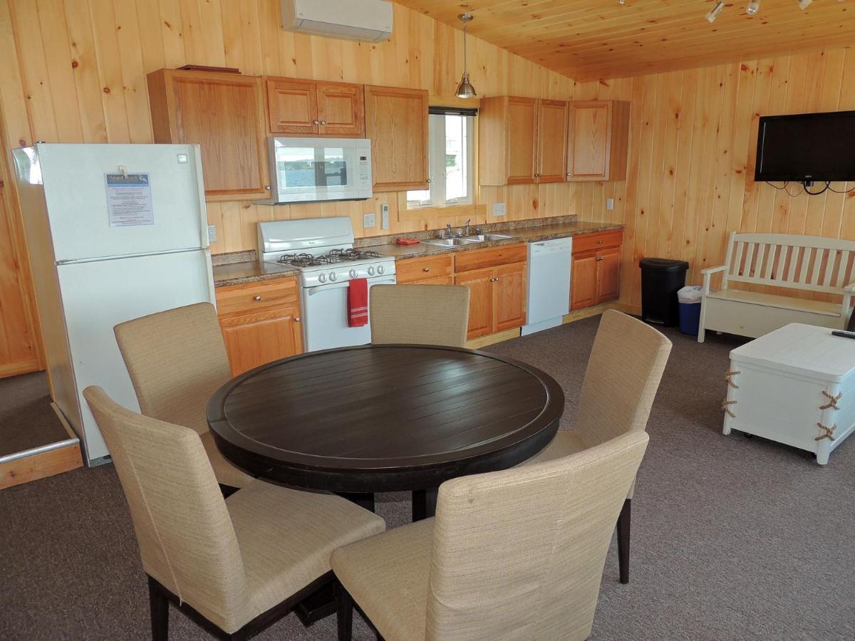 Angel Rock Waterfront Cottages Cape Vincent Экстерьер фото