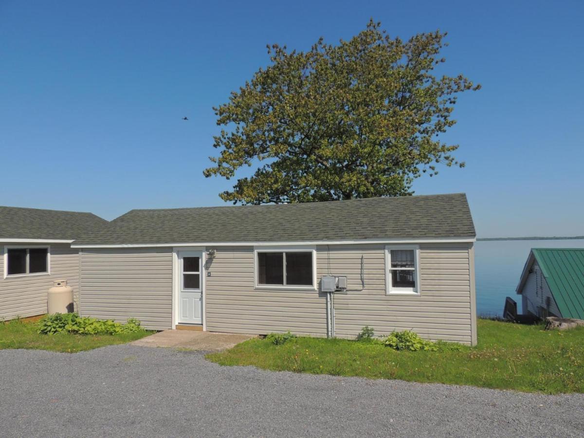 Angel Rock Waterfront Cottages Cape Vincent Экстерьер фото